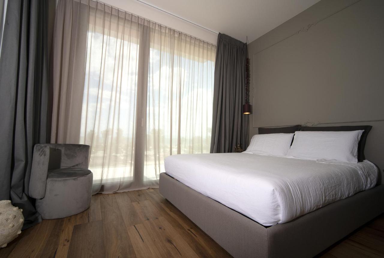 Piccola Maesta' Boutique Rooms Civitanova Marche Exterior photo