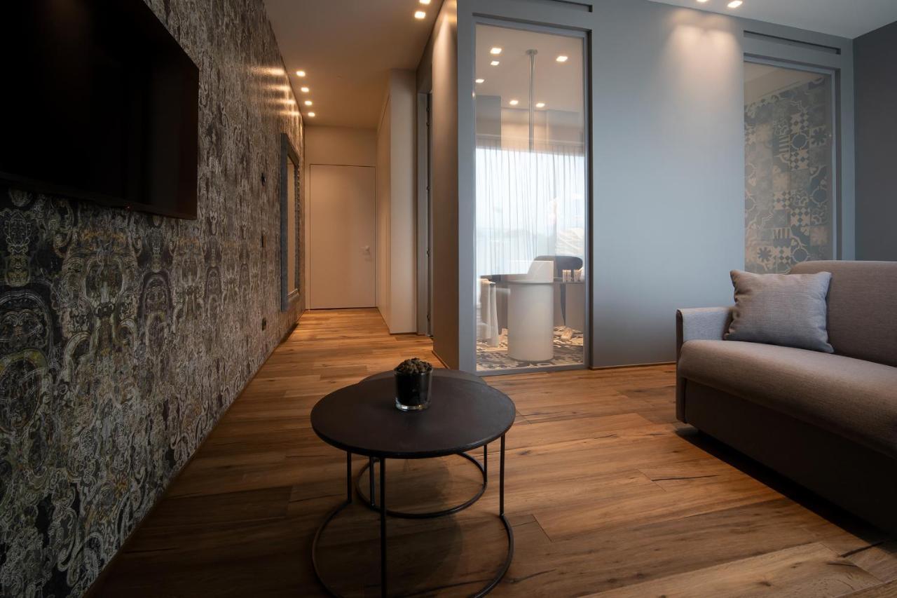 Piccola Maesta' Boutique Rooms Civitanova Marche Exterior photo